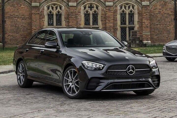 Private Sedan Transfer from MSY Airport to New Orleans Downtown