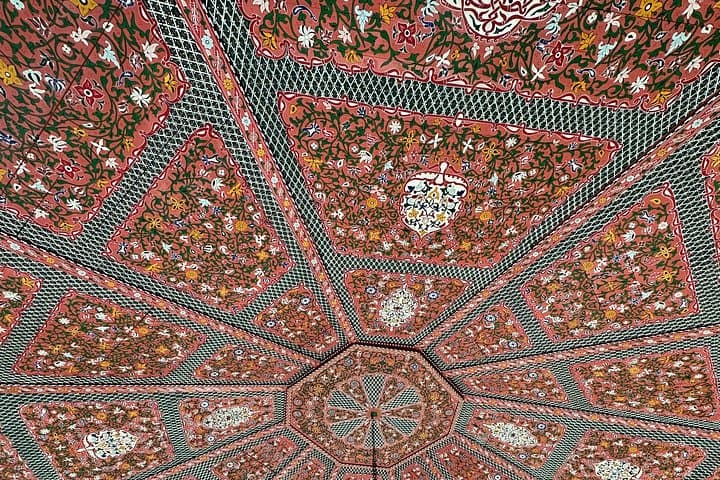 Live Like a Local in Marrakech: Medina, Souks & Historic Sights Tour photo 4