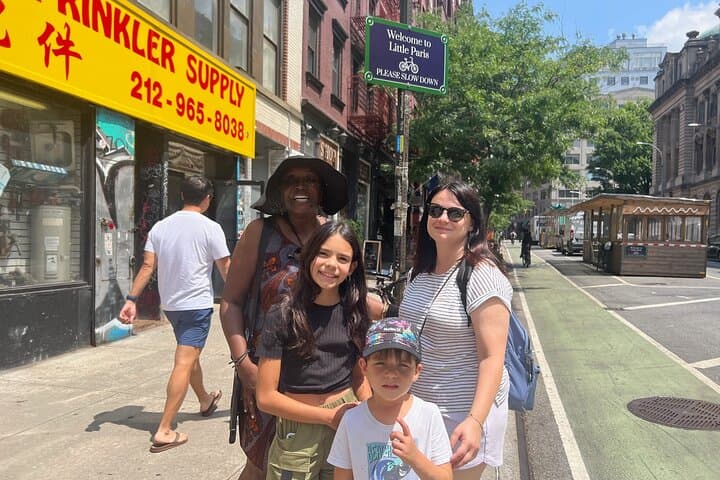 Greenwich Village to Chinatown Walking Tour — SoHo, Little Italy & Village History photo 6