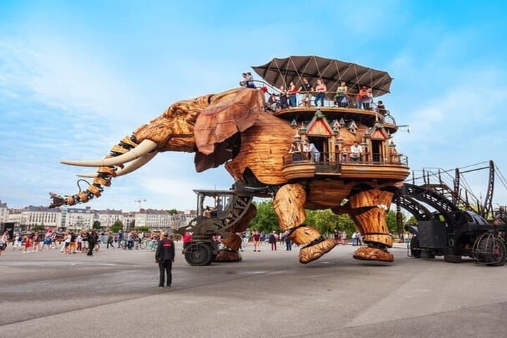 Nantes Must-See Walking Tour: Cathedral, Passage Pommeraye & Les Machines photo 5