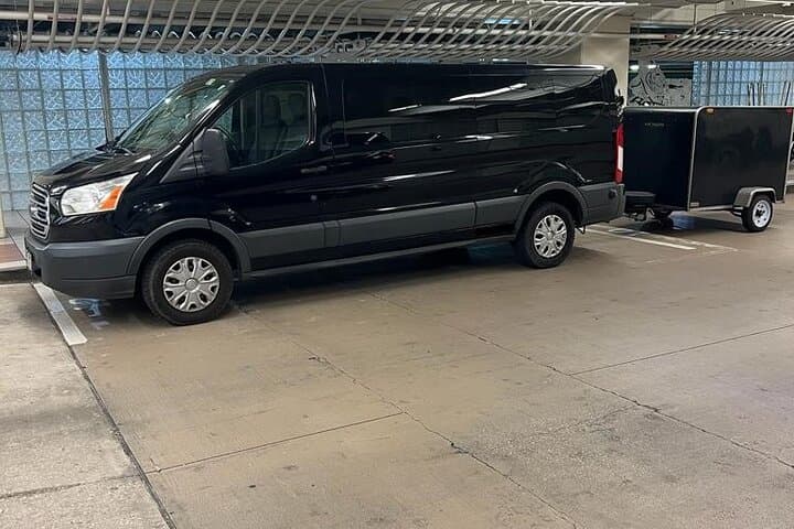Orlando Airport Private Transfer (MCO) to Disney & Universal Hotels photo 3