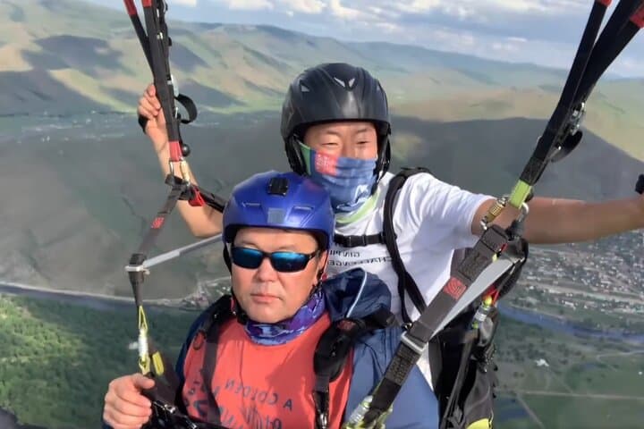 Tandem Paragliding Over Bayanzurkh Mountain, Ulaanbaatar — Private Tandem Flights photo 4