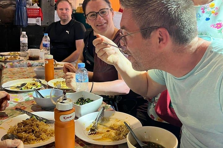 Bangkok Chinatown Walking Food Tour: 10+ Tastings & Michelin Surprise photo 3