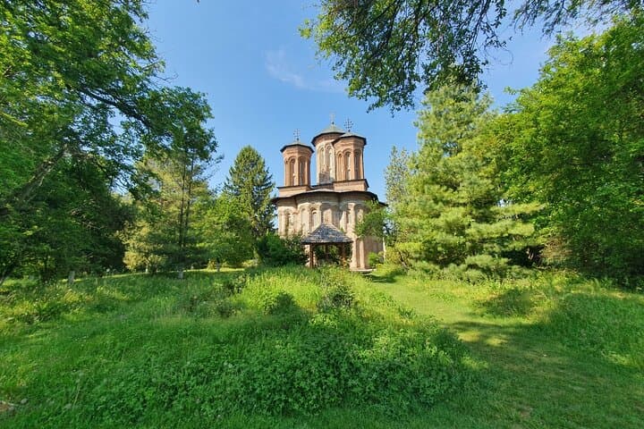Bucharest Ceausescu Communism Private Tour plus Dracula's Grave - 10 Hour Private Trip photo 3