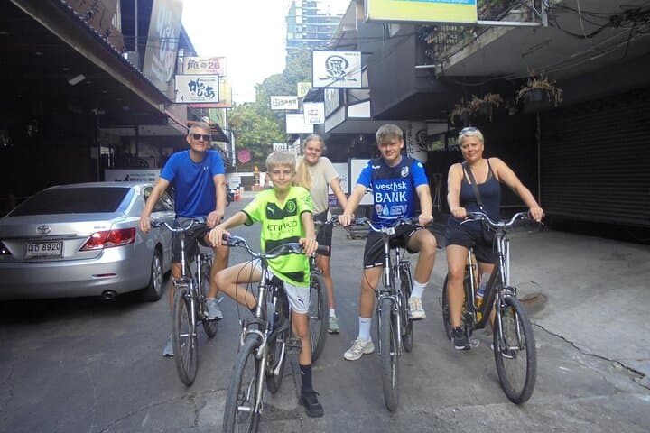 Explore Bangkok by Bike and Longtail: Afternoon Ride Across Riverfront Communities photo 3