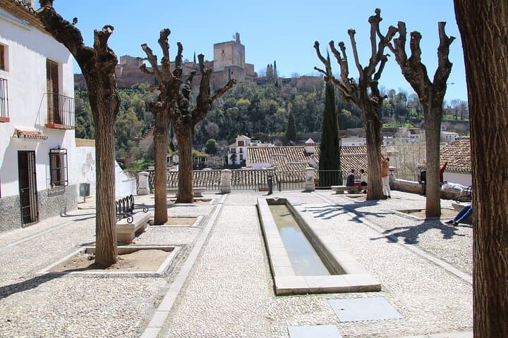 Granada Highlights: Albaicín & Sacromonte Private Walking Tour with Alhambra Views photo 4