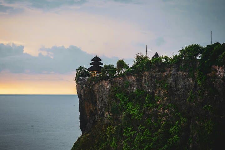 Full-Day Uluwatu South Bali Private Tour — Uluwatu Temple, GWK, Pandawa & Water Blow photo 5
