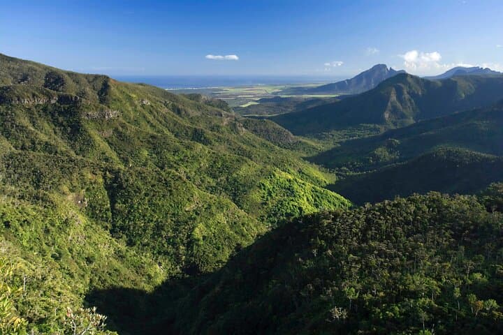 Full-Day Southwest Mauritius Tour: Trou Aux Cerfs, Grand Bassin, Chamarel & Gris Gris photo 5