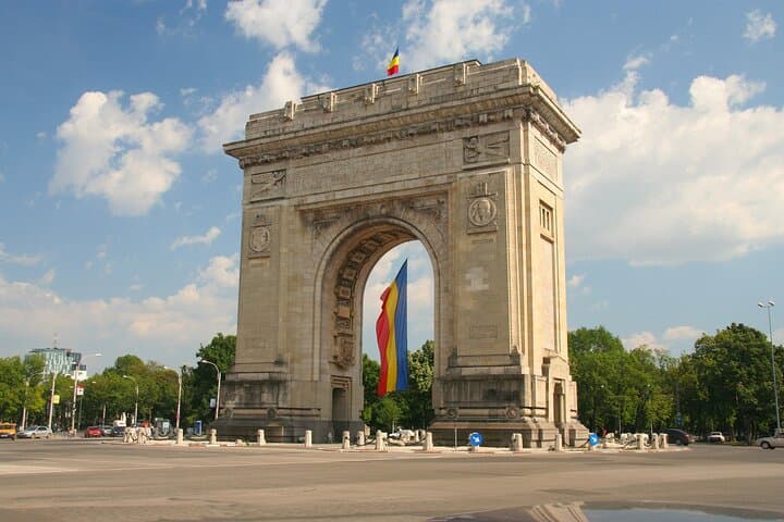 Bucharest Private Sightseeing Walking Tour: Arc de Triumf to Palace of Parliament