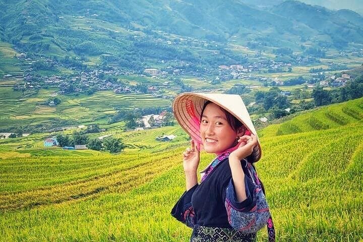 Sapa Mountain Valley Trekking: Y Linh Ho to Ta Van Cultural Valley Hike photo 2