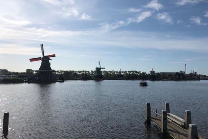 Private Tour from Amsterdam to Zaanse Schans, Cheese Farm & Volendam photo 2