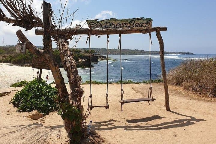 Nusa Lembongan Day Tour: Mangroves, Yellow Bridge & Dream Beach photo 4