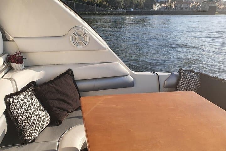 Private Douro River Yacht Cruise in Porto: Sunset, Daytime or Night Experience photo 5