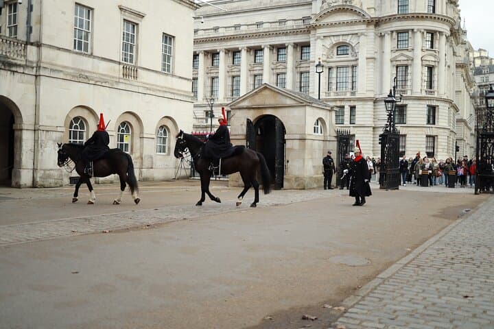 Majesty in Motion: Westminster's Royal Walking Tour photo 5