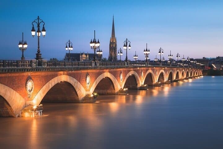 Bordeaux Must-See Walking Tour — From Place de la Bourse to Grand Théâtre photo 4