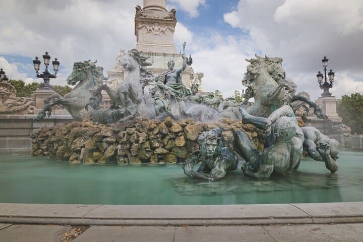 Bordeaux Must-See Walking Tour — From Place de la Bourse to Grand Théâtre photo 5