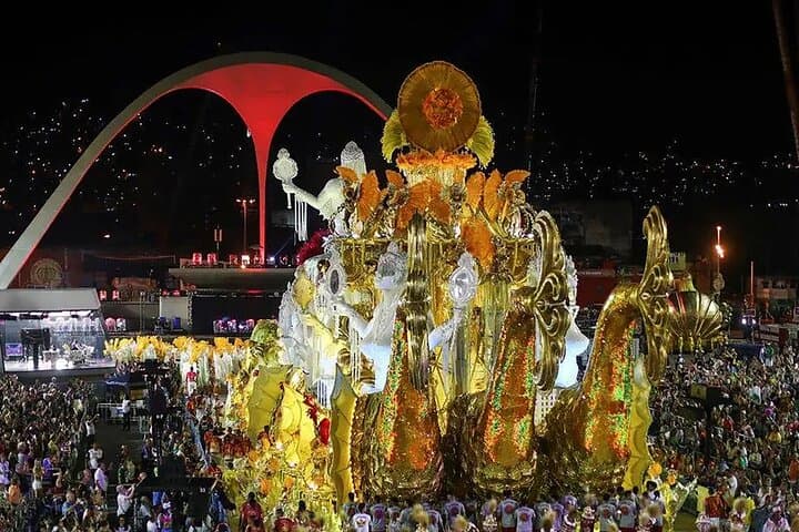 Front-Row Samba at Sapucaí: 2026 Carnival Shuttle & Sambadrome Experience photo 5