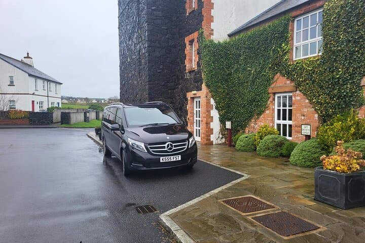 Belfast to Giants Causeway & Carrick-a-Rede: Small-Group Shore Excursion photo 4