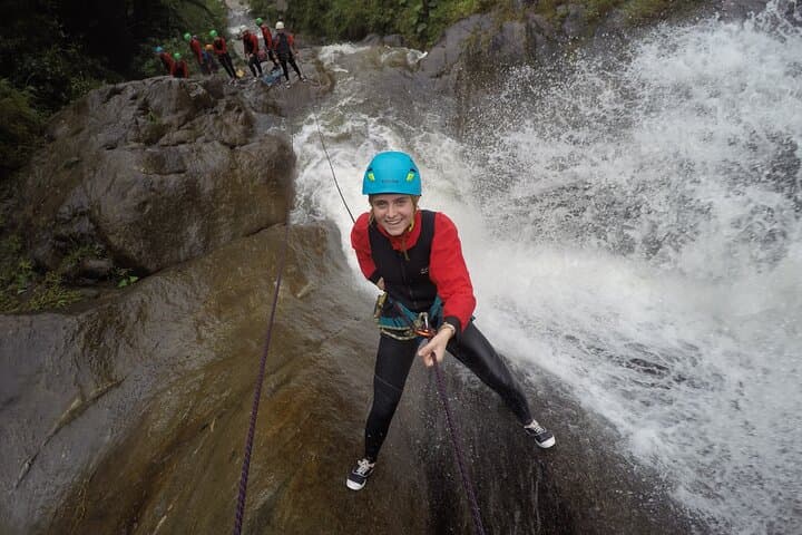 Canyoning Chamana Waterfalls — Baños de Agua Santa, Ecuador photo 5