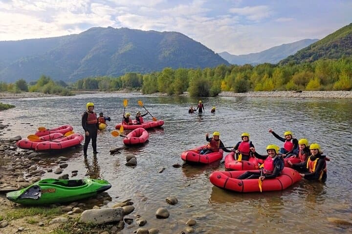 Family Kayak Adventure to Devil's Bridge in Tuscany photo 5