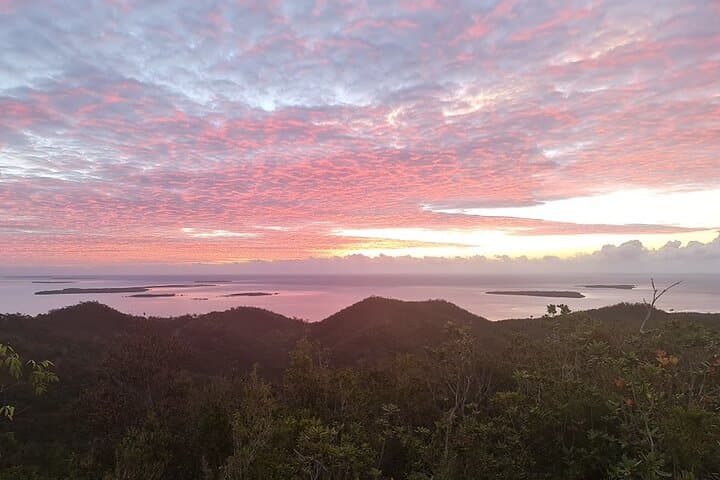 Magarwak Sunrise Trek: Puerto Princesa Dawn Hike to Secluded Vantage Points photo 3