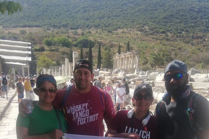Magnesia and House of the Virgin Mary: Ancient Ruins, Pilgrimage and a Traditional Turkish Bath photo 5