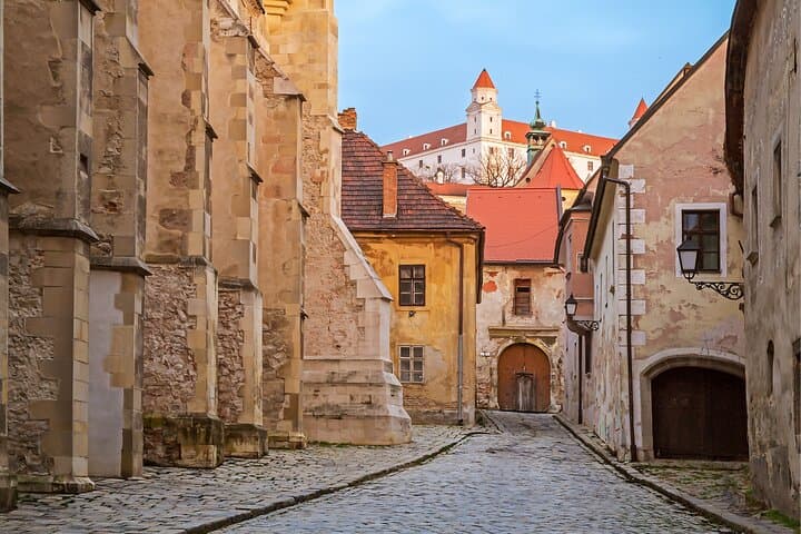 Bratislava Scavenger Hunt: Self-Guided Audio Tour of Old Town Highlights