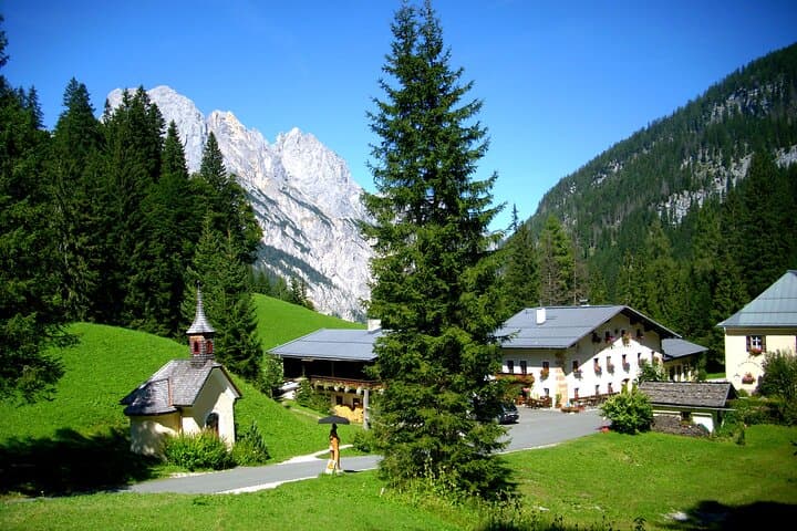 Half-Day Eagle's Nest Tour from Salzburg: Kehlsteinhaus & Berchtesgaden photo 2