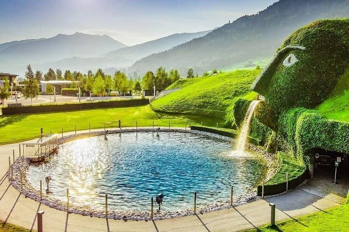 Private Tour to Swarovski Crystal Worlds from Innsbruck: Skip-the-Line Museum & Garden Visit