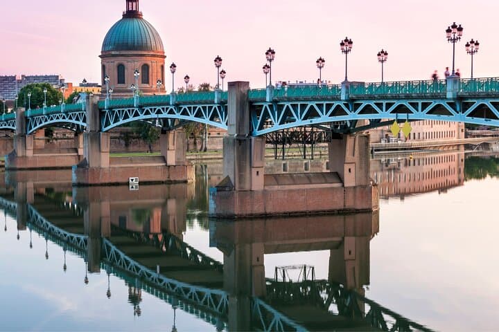 Toulouse Scavenger Hunt: Self-Guided Highlights Walking Tour