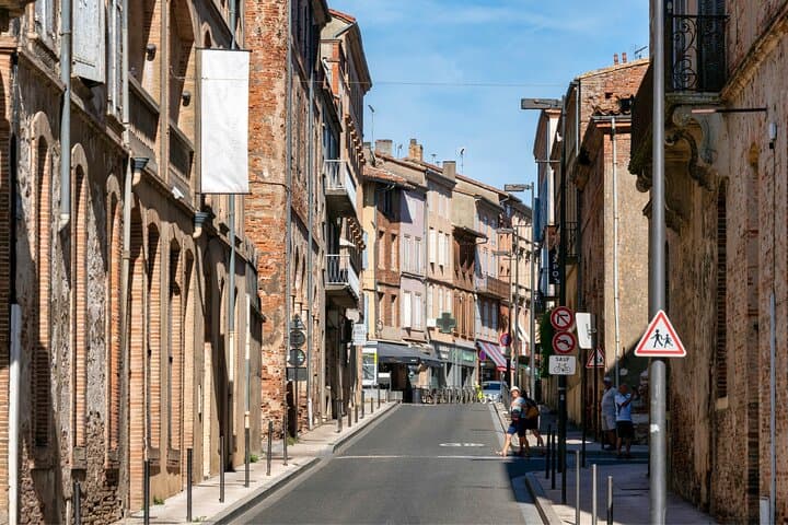 Toulouse Scavenger Hunt: Self-Guided Highlights Walking Tour photo 2