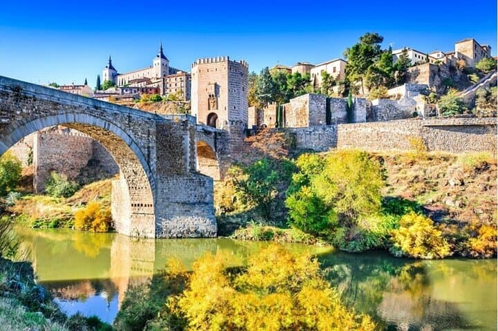 Private Toledo Walking Tour: Cathedral, Alcázar & Jewish Quarter with a Pro Guide photo 4