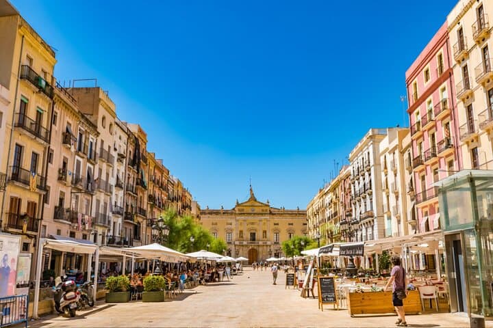 Tarragona Scavenger Hunt: Self-Guided City Tour & Landmark Puzzle photo 3