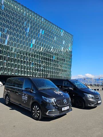 Private 3-Hour Reykjavik Airport Transfer and Sightseeing Tour photo 2