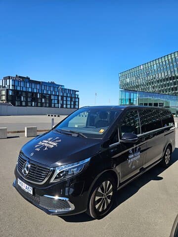 Private 3-Hour Reykjavik Airport Transfer and Sightseeing Tour photo 6