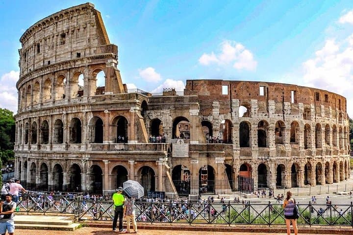Rome by Electric Golf Cart: A 3‑Hour Historic Highlights Tour with Gelato photo 4