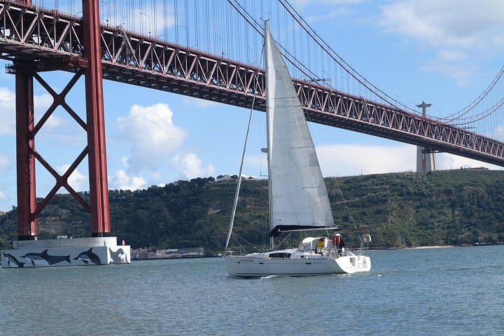 Morning Sailing Tour on the Tagus River — Lisbon Yacht Cruise & Sights photo 1