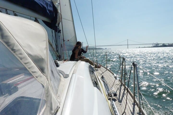Sail the Tagus: 2-Hour Small-Group Yacht Tour from Lisbon