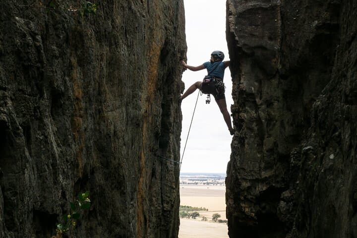 Private Climbing Adventure at Mt Arapiles — Rock Climb & Abseil in Dyurrite photo 2
