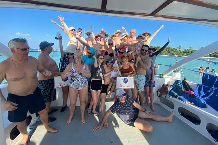 Punta Cana Party Catamaran Cruise: Snorkel, Natural Pool & Open Bar photo 3