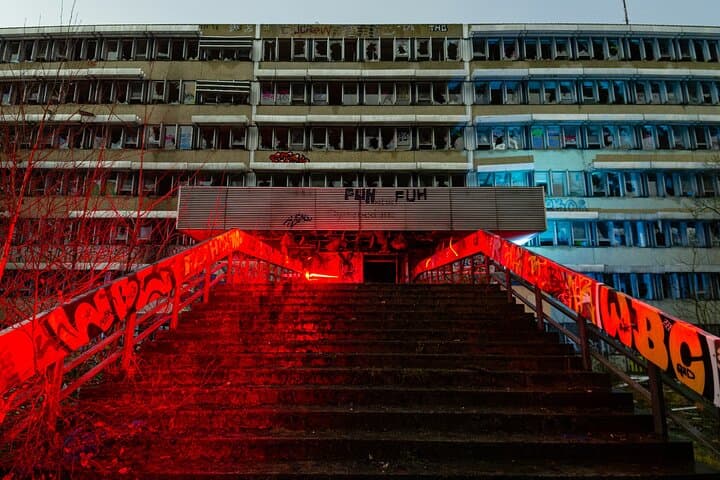 Berlin Urbex Adventure: Guided Exploration of Abandoned Sites & Rooftops photo 2
