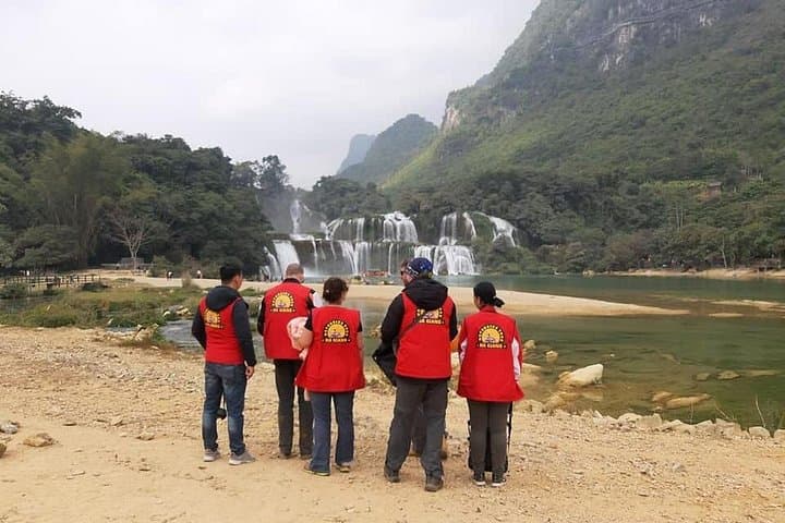 Ha Giang Loop: 6-Day Motorbike Ride to Ban Gioc Waterfall & Ba Be Lake photo 2
