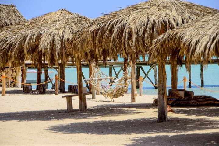 2-Day Luxor to Hurghada: Red Sea Beaches and Desert Safari Adventure photo 3
