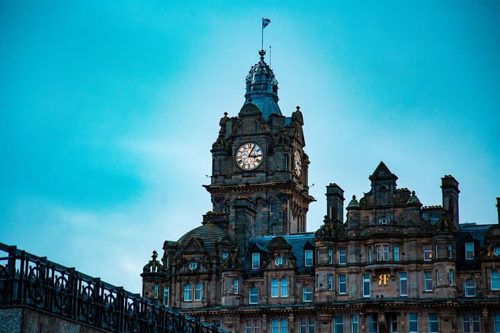 Sherlock Holmes Private Walking Tour & Puzzle Hunt in Edinburgh photo 5
