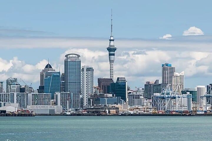 Private Auckland 4-Hour City Tour — Mission Bay, Devonport & Cornwall Park
