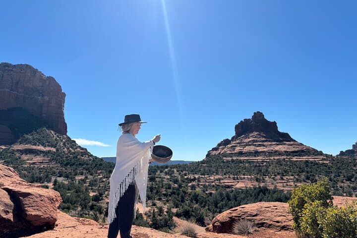 Reiki and Sound Healing on Sedona's Red Rocks — Courthouse Vista Group Healing