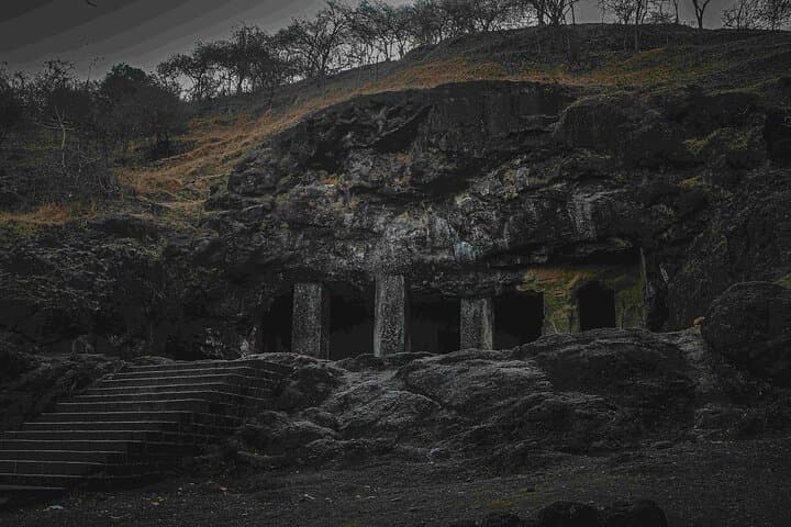 Elephanta Caves Half-Day Tour from Mumbai — Ferry Ride to Ancient Shiva Caves photo 6