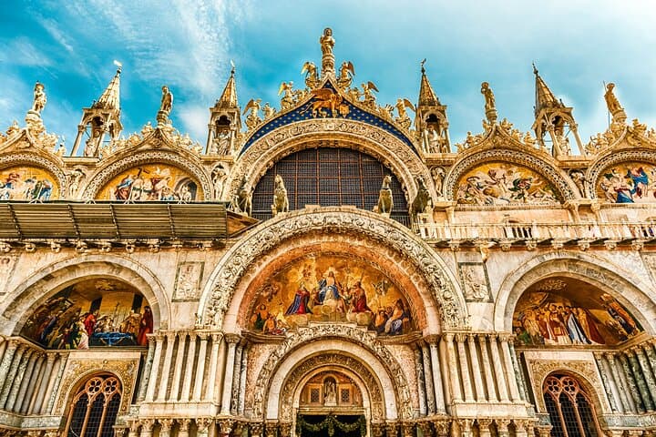 inside-st-marks-basilica-priority-guided-tour-venice photo 5