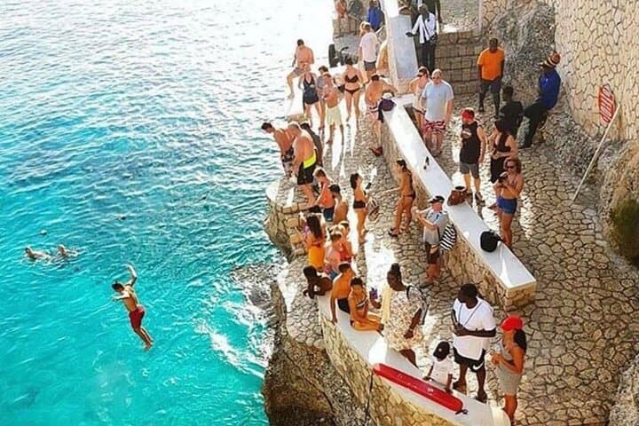 Negril Sunset Catamaran Party to Rick's Cafe — Open Bar, DJ & Snorkel photo 4
