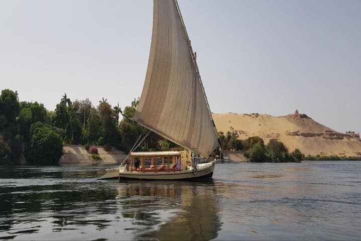 Sunset Felucca Cruise and Home-Cooked Dinner on the Nile in Luxor photo 3